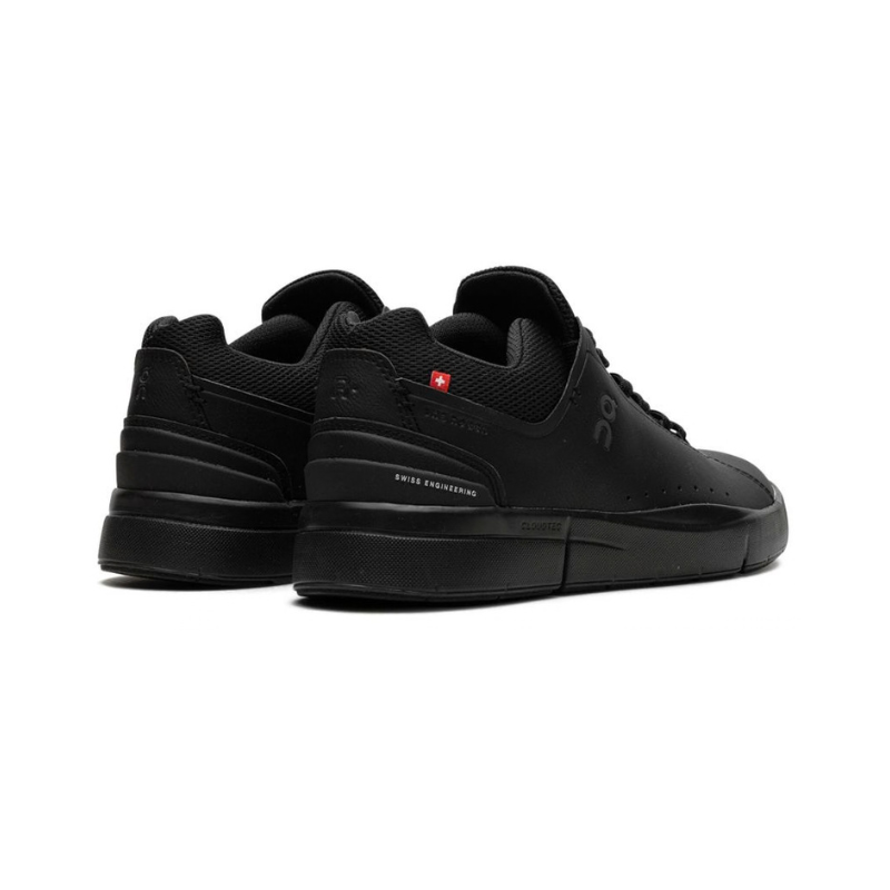 On The Roger Advantage Black (2025)